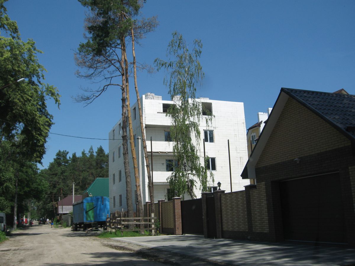 Apartment Building, Irpin